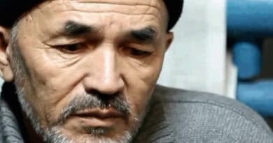 Азимжан Аскаров