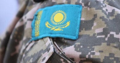 Коррупционеров в Казахстане начали выявлять и в Минобороны