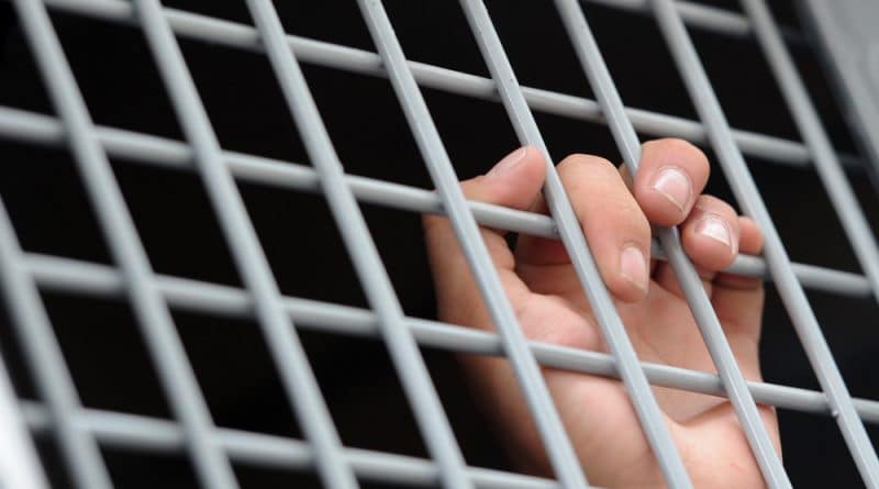 Казахстан: 13 политических заключенных находятся в тюрьмах