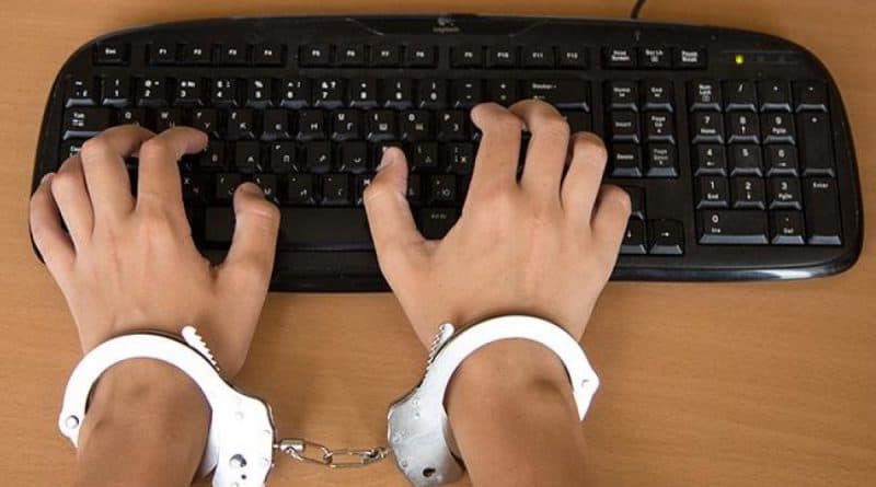 В Узбекистане арестовали блогера за критику чиновников