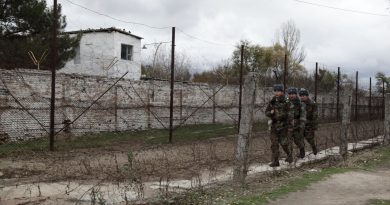 Кыргызстан: правозащитники просят парламент ускорить рассмотрение амнистии