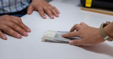 Кыргызстан: за вымогательство взятки задержана сотрудница Департамента пробации