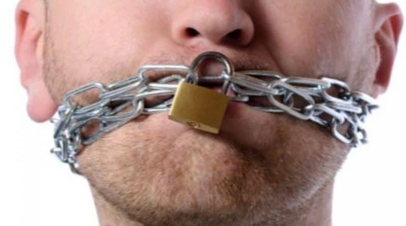 Кыргызстан: журналистам угрожают из-за критики реформы Конституции