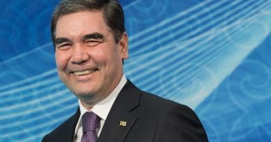 Туркменистан: дети получат новогодние подарки от имени президента