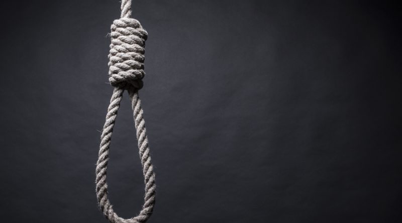 Kazakhstan: tired of bullying, convict threatens to hang himself