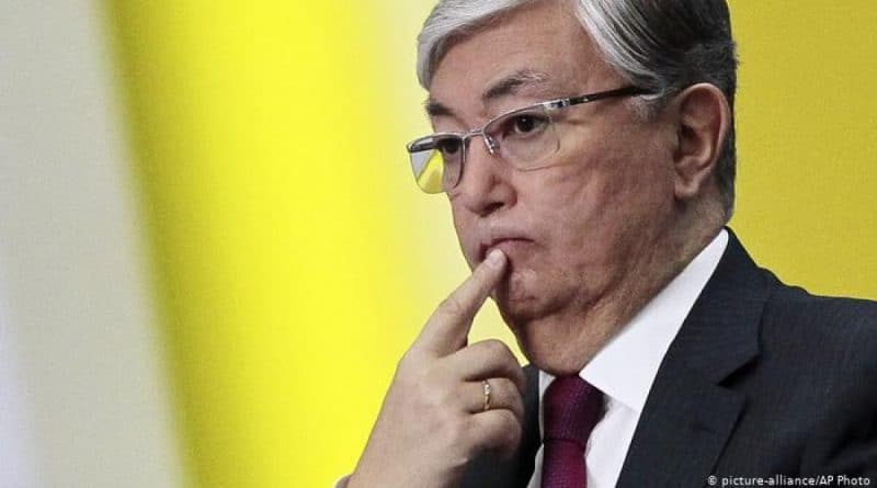 Kazakhstan: daughter of ex-mayor, who was detained for bribe, asks the President for help