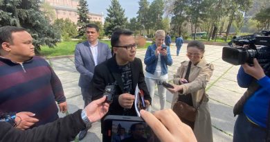 Кыргызстан: проигравшие на выборах объявили голодовку