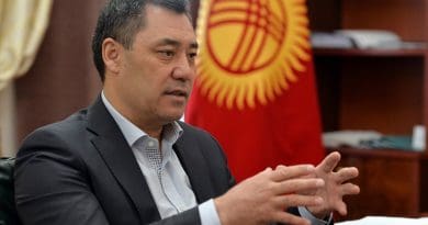 Кыргызстан: арестованный активист обвинил президента в подкупе избирателей