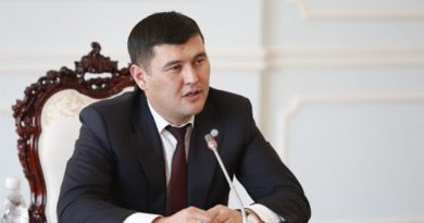 Кыргызстан: за незаконное обогащение задержан замглавы аппарата президента