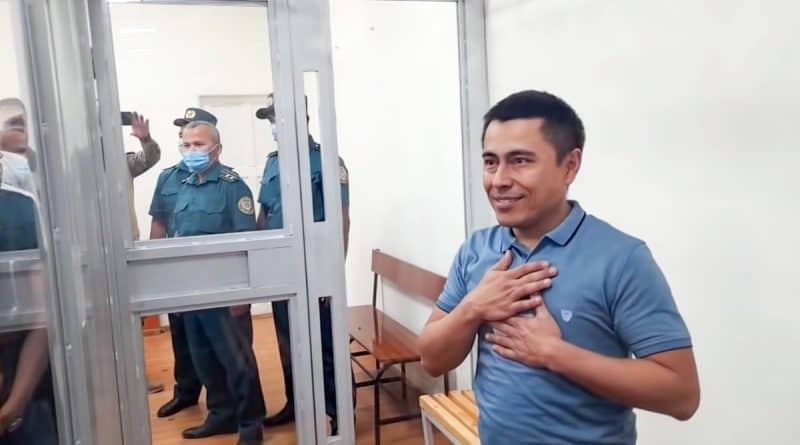 Узбекистан: суд оставил без изменений приговор блогеру Отабеку Сатторий
