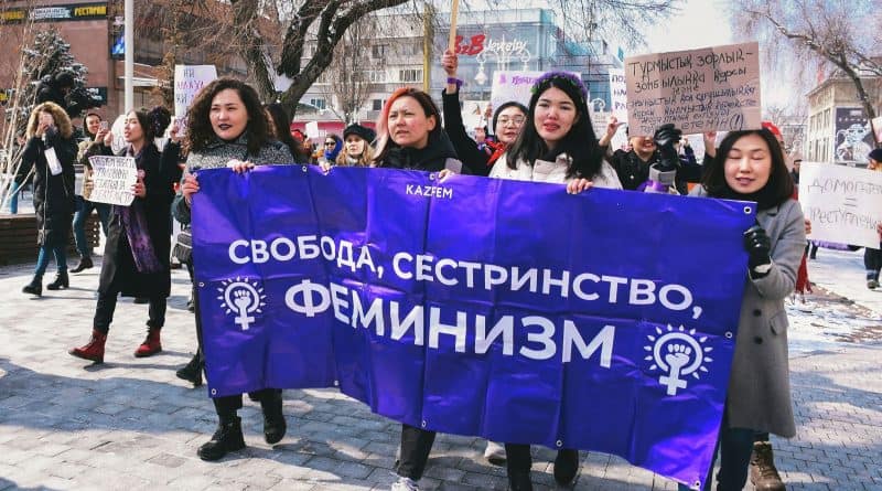 Kazakhstan: human rights defenders demand to stop discrimination against feminists