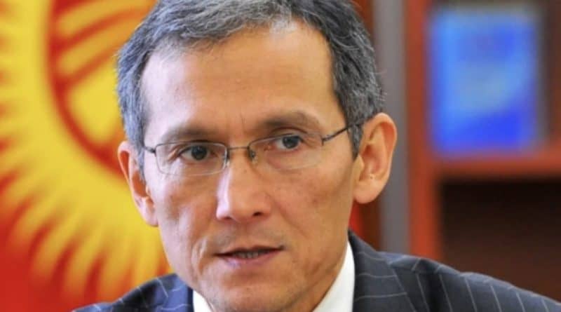 Кыргызстан: обвиненный в коррупции экс-премьер отделался штрафом