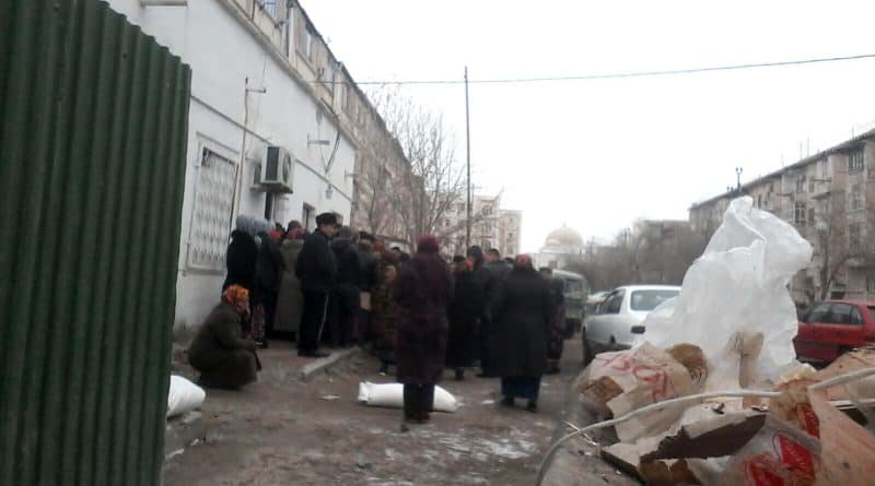 Туркменистан: тюрьмы заполняются заключенными искусственным путем