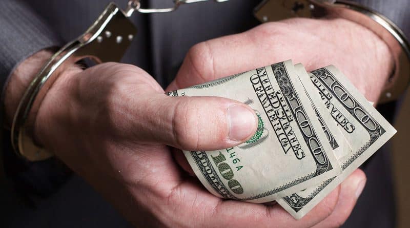 Узбекистан: при получении взятки задержаны сотрудники хокимиятов